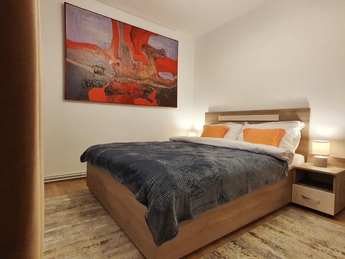 Artment! A New And Stylish For - Free Parking Appartement